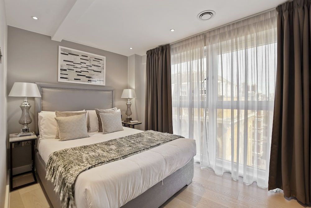Vauxhall Bridge Road by Aeria Apartments 2