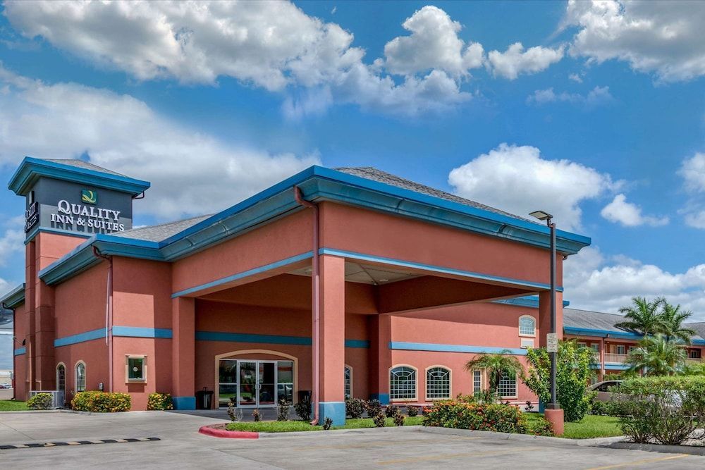 Quality Inn & Suites at The Outlets Mercedes-Weslaco 1