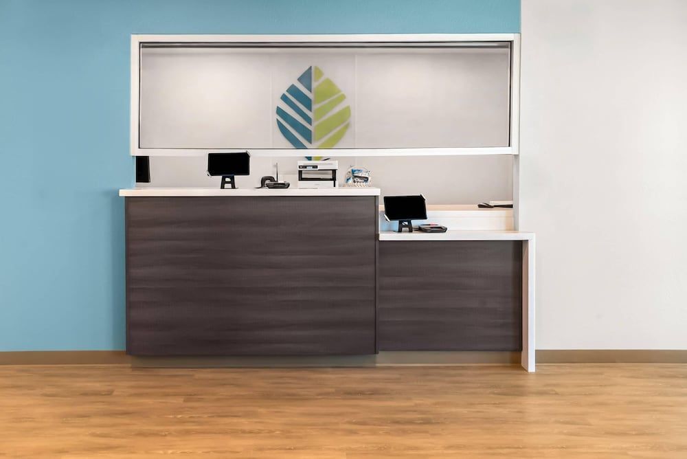 WoodSpring Suites Greenville Airport 2