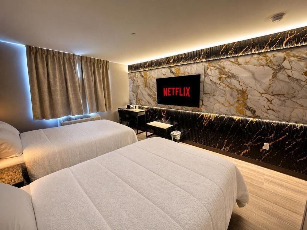 Imperial Hotel Brooklyn New 2