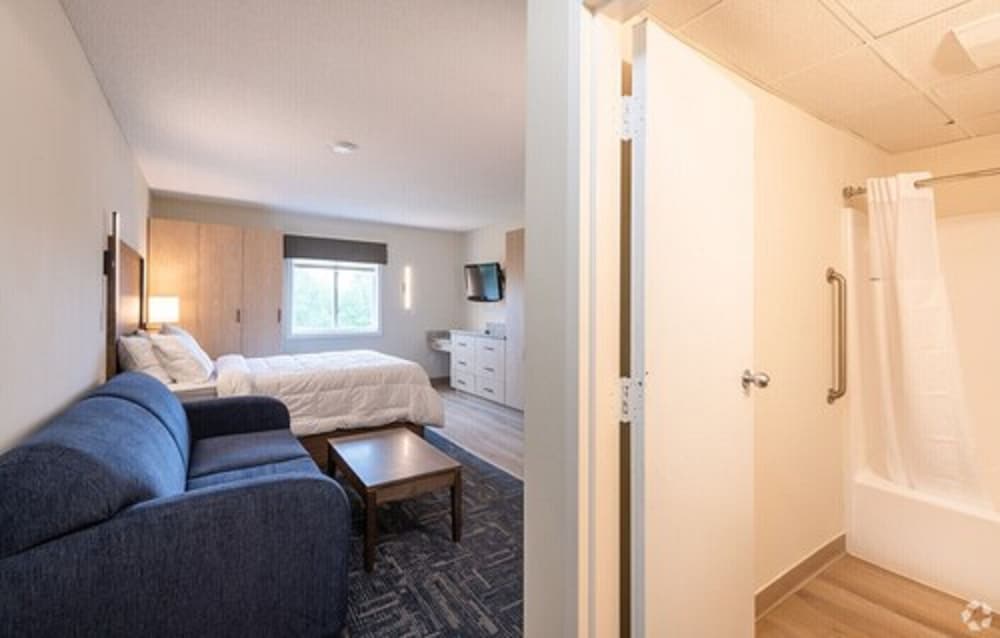 Residences at Solomon Pond 2