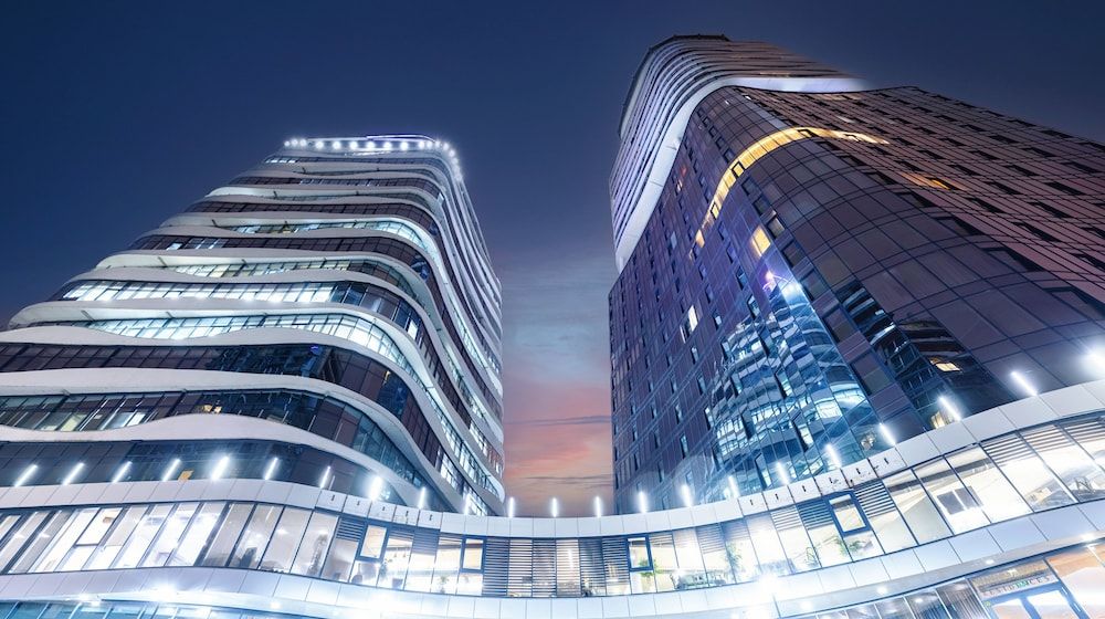Meta Business Hotel By King David 1