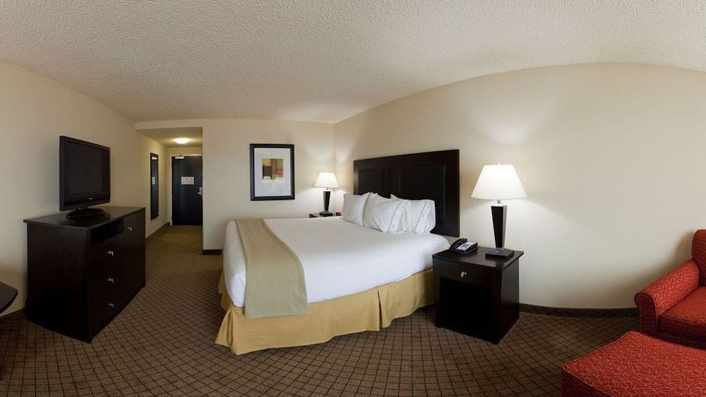 Holiday Inn Express & Suites NEWBERRY by IHG 1
