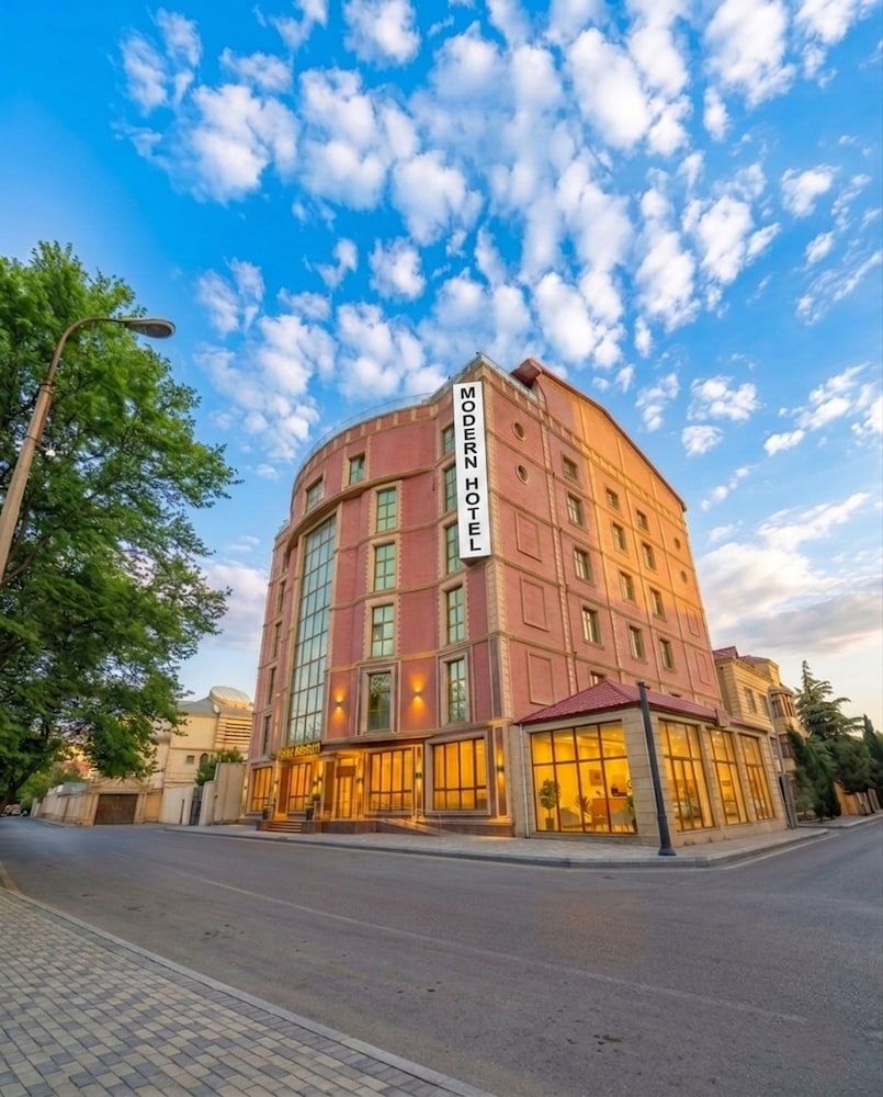Modern Hotel Baku 1