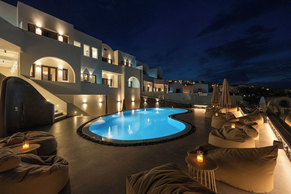 Kudos Suites Firostefani 1