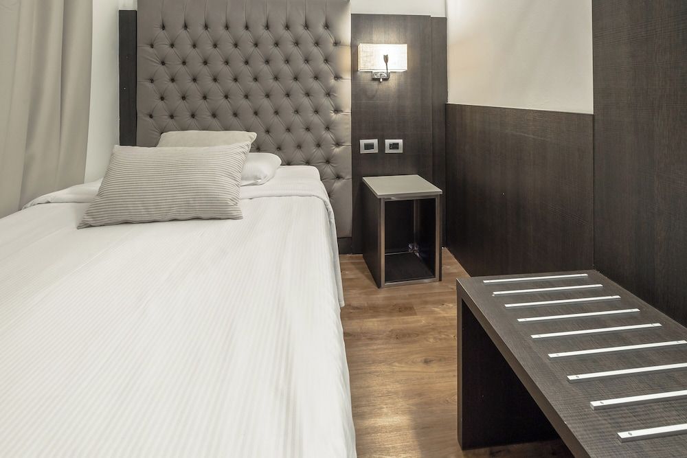 Hotel Mythos 2