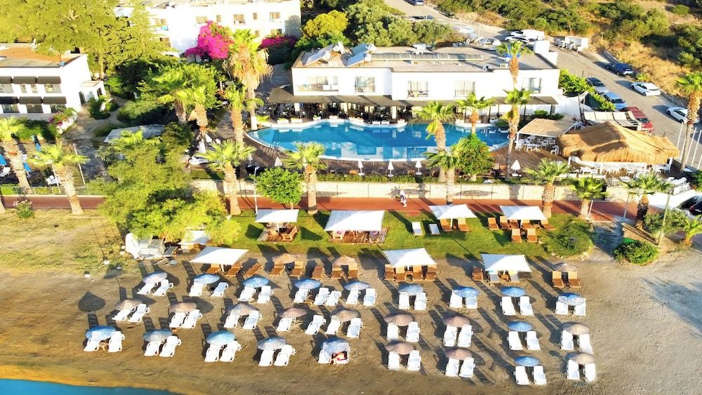 Amilla Beach Resort 1