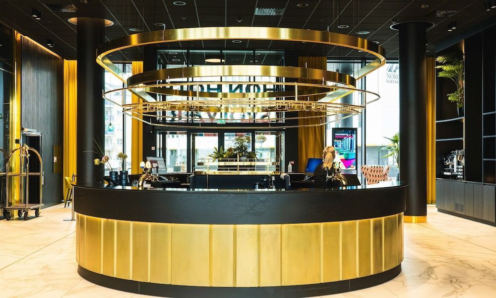 Thon Hotel Svolvær 1