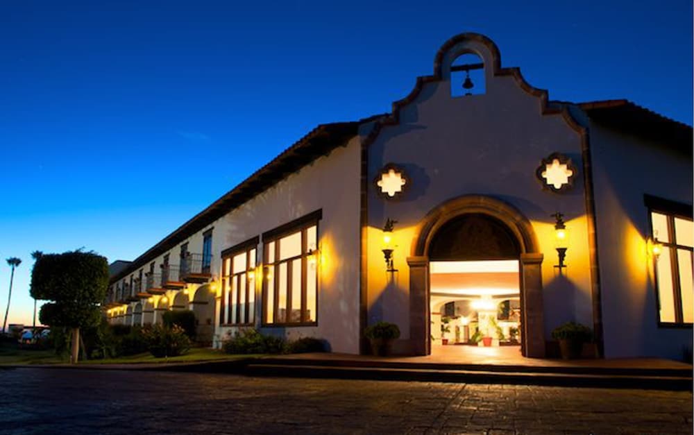 Hacienda Bajamar 1