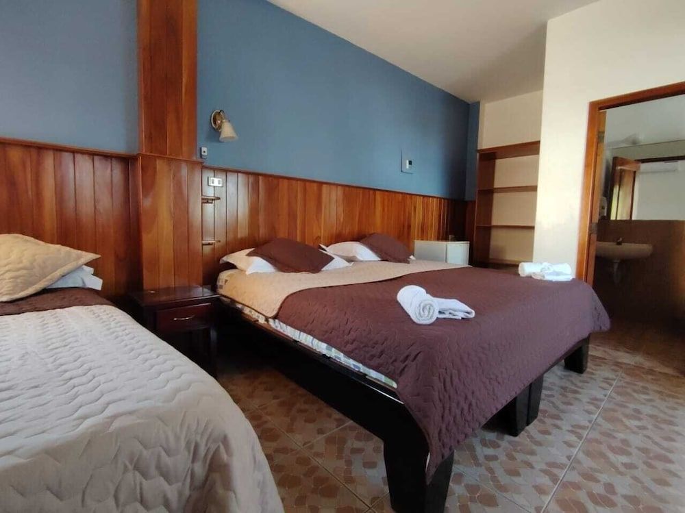 HOSTAL LOS CACTUS 1