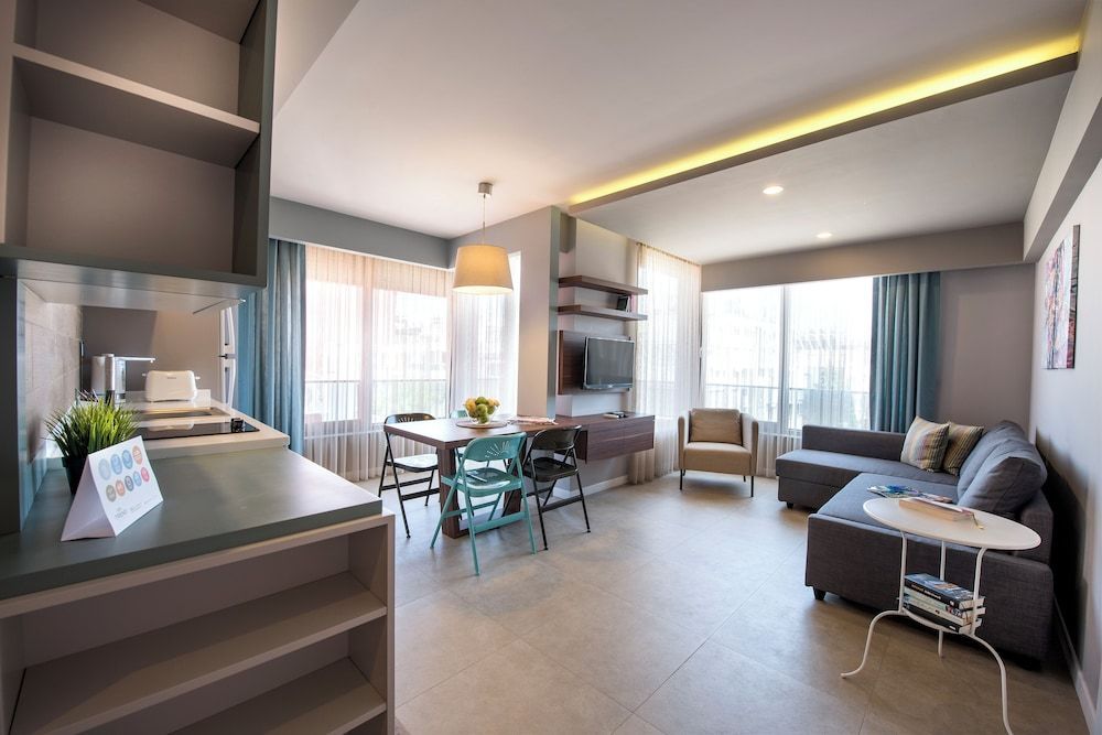 Trend Suites 1