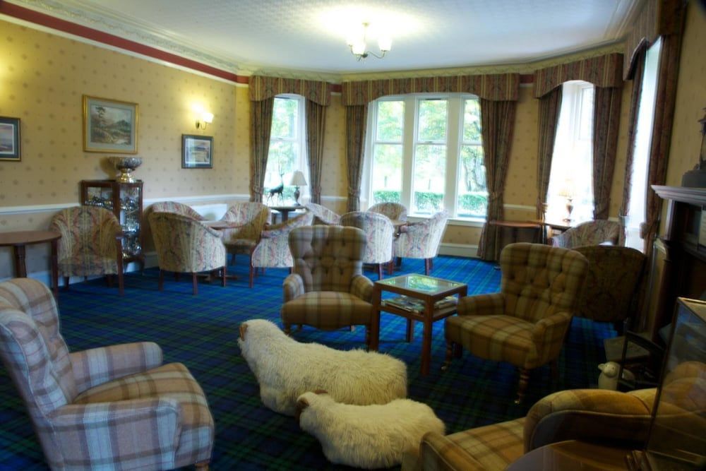 Loch Kinord Hotel 2