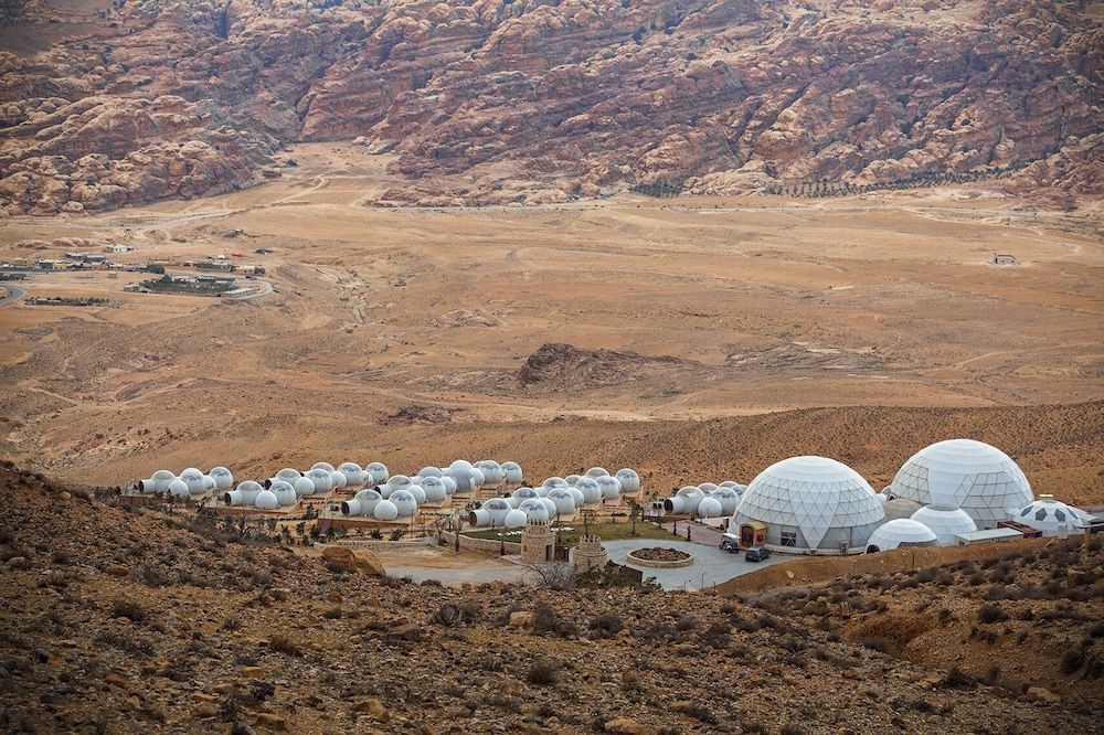 Petra Bubble Luxotel 1