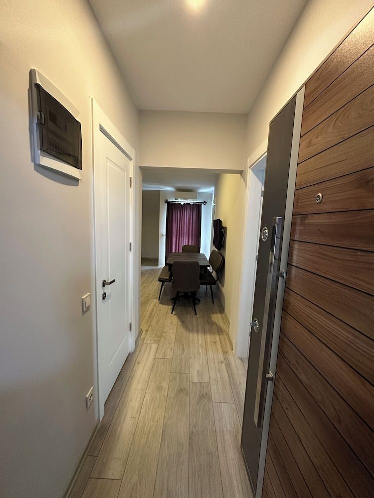 Real Homes Lara Self Check-in Apartments 2