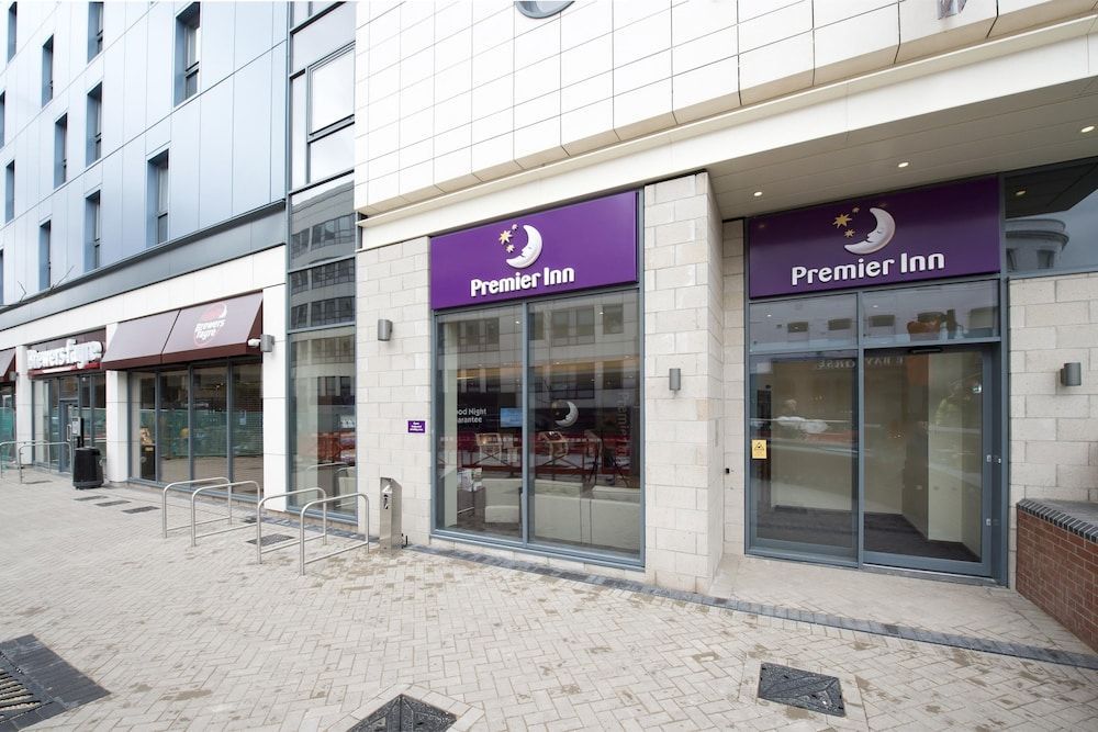 Premier Inn Bristol Cc - Lewins Mead 1
