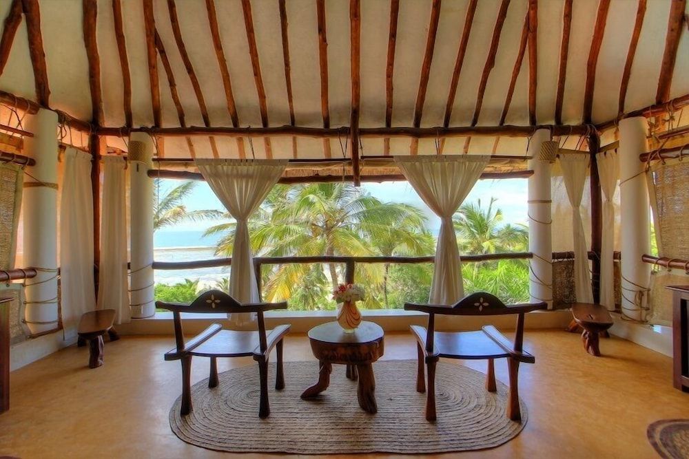 Swahili House Tiwi Beach - Private Oceanfront Boutique Villa Near Diani 1