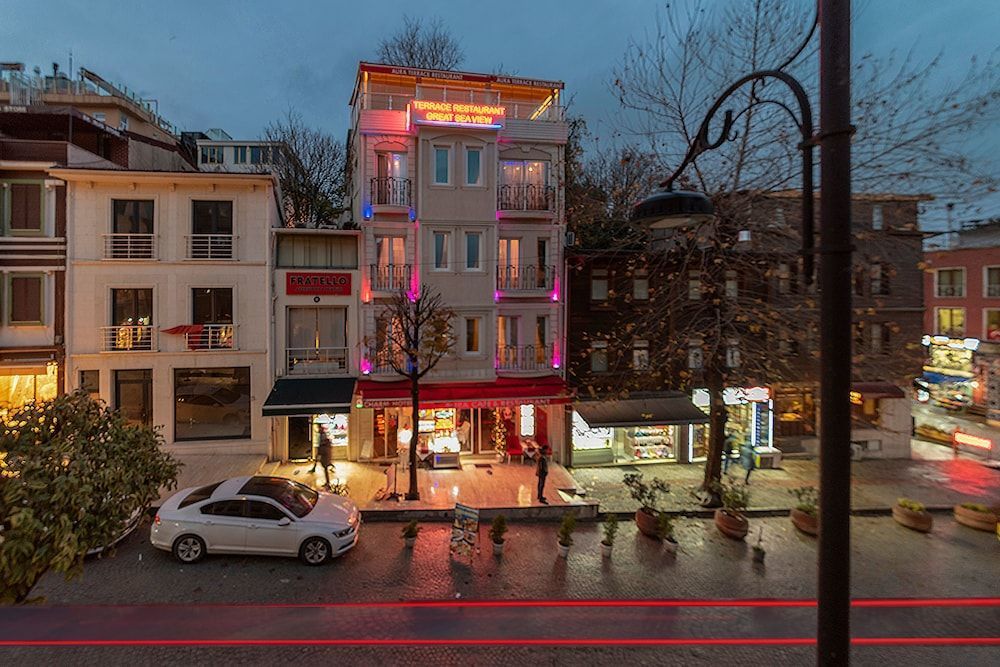 Charm Hotel 1