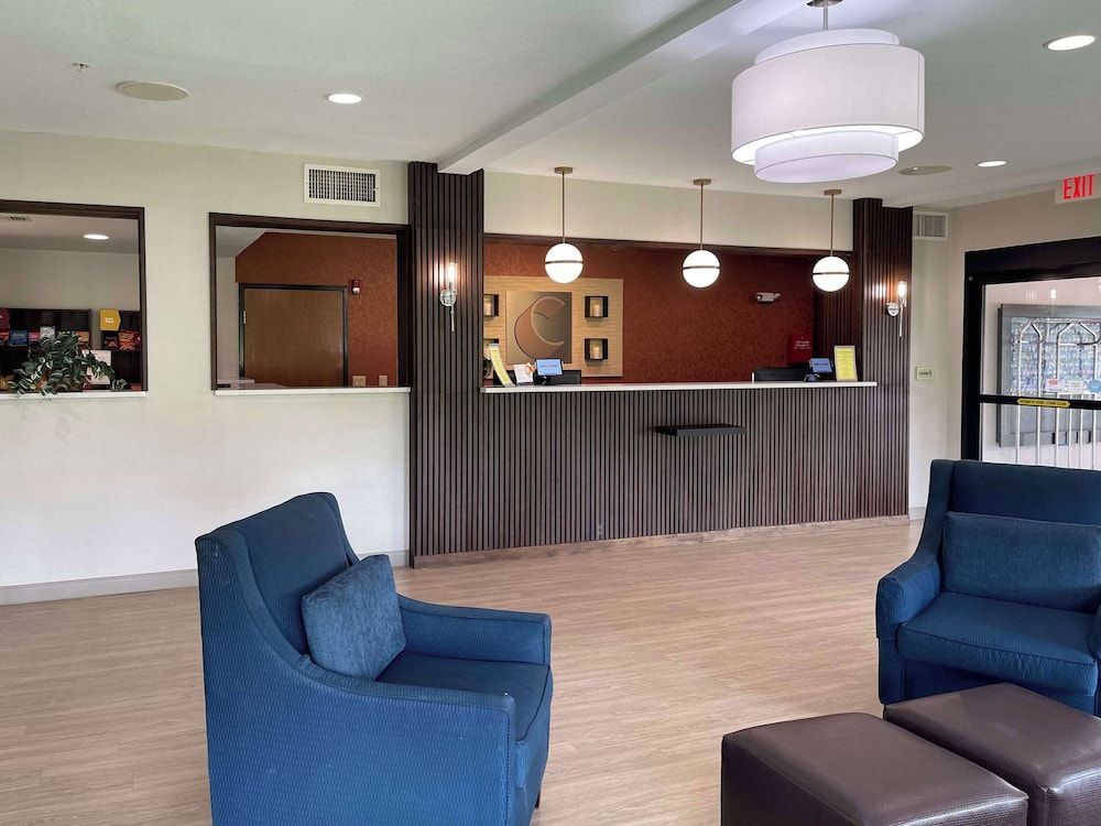Comfort Suites San Antonio SeaWorld - Lackland AFB 2