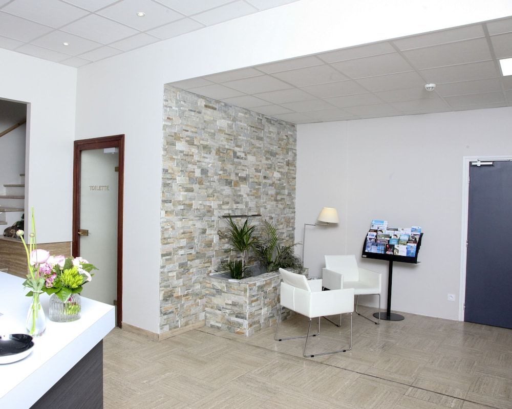 Hotel Le Comty 2