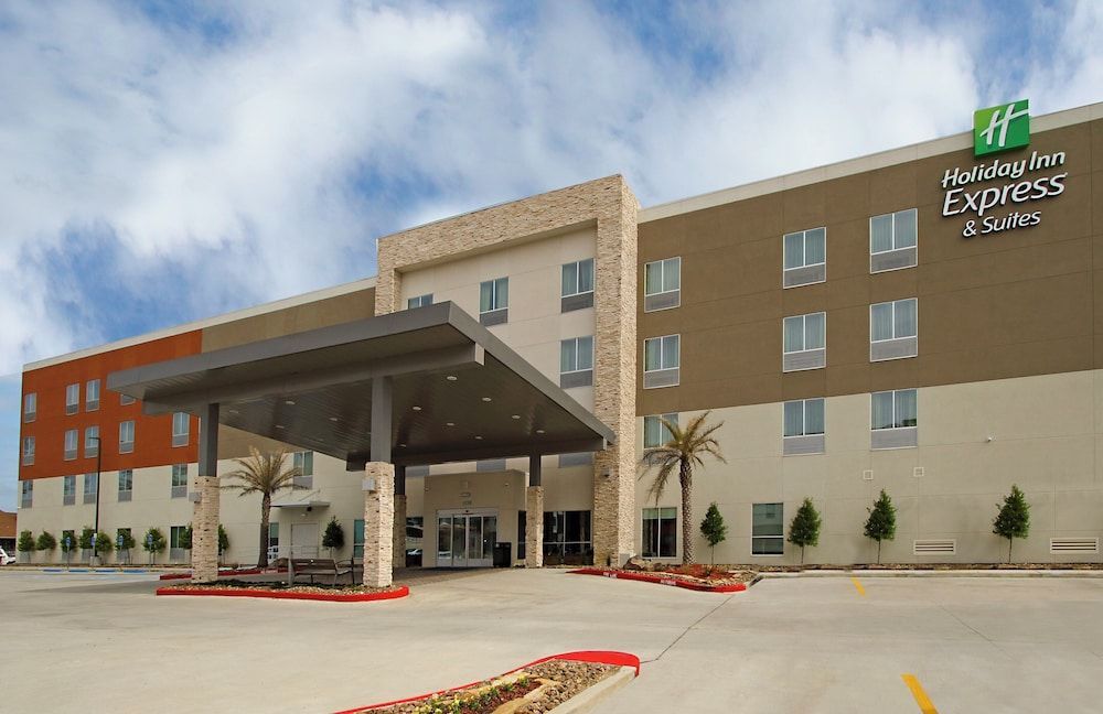 Holiday Inn Express & Suites LAKE CHARLES SOUTH CASINO AREA by IHG 1