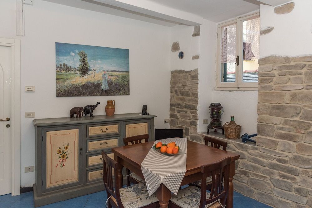 Casa nel Borgo 1
