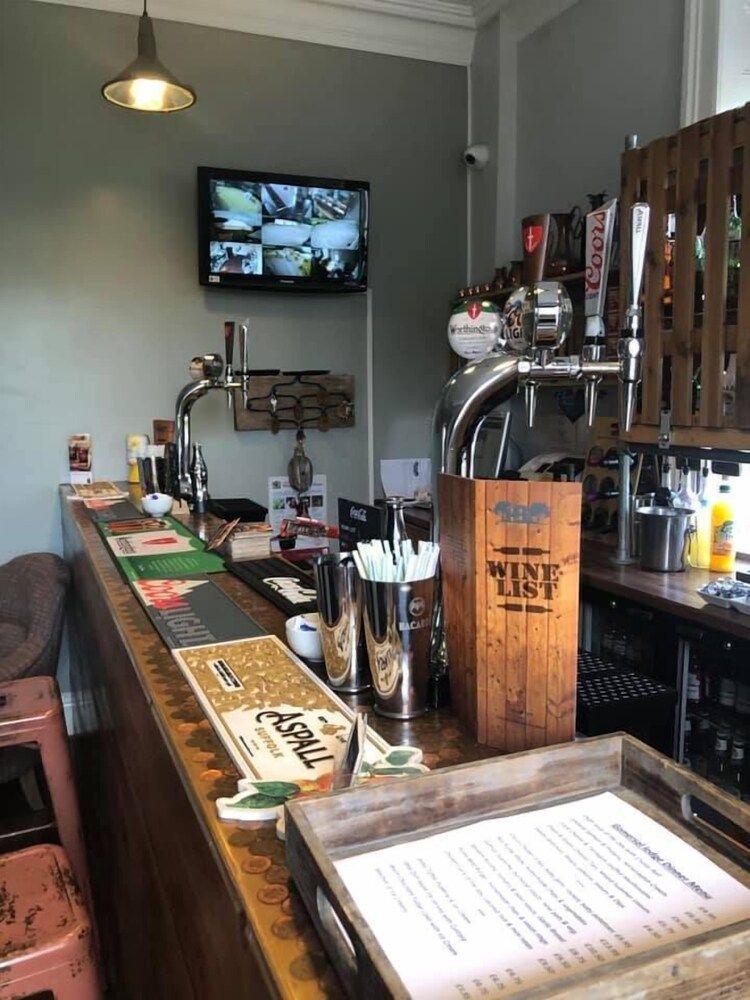 Gomersal Lodge Hotel 2