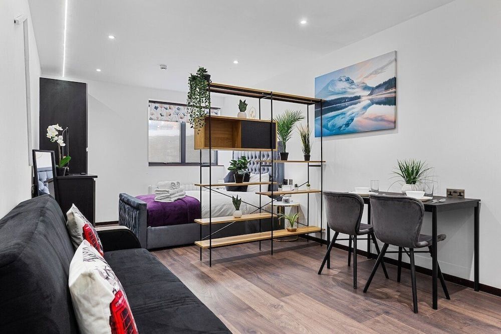 Stylish Studio Apt By Stay Smart Short Lets & Serviced Accommodation Golders Green With Free WiFi 2