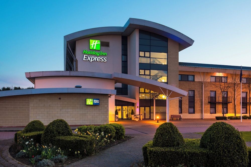 Holiday Inn Express NORTHAMPTON - SOUTH by IHG 1