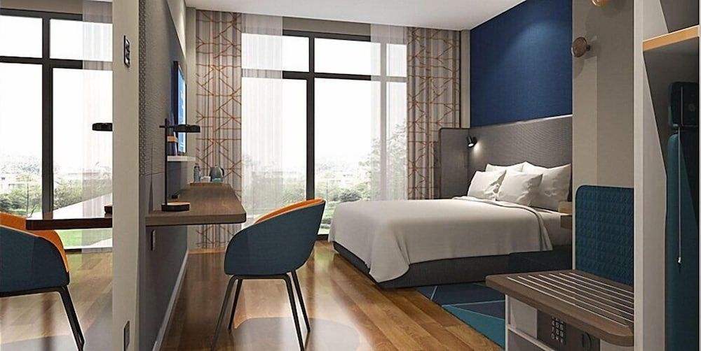 Holiday Inn Express Nanjing Happy Valley by IHG 2