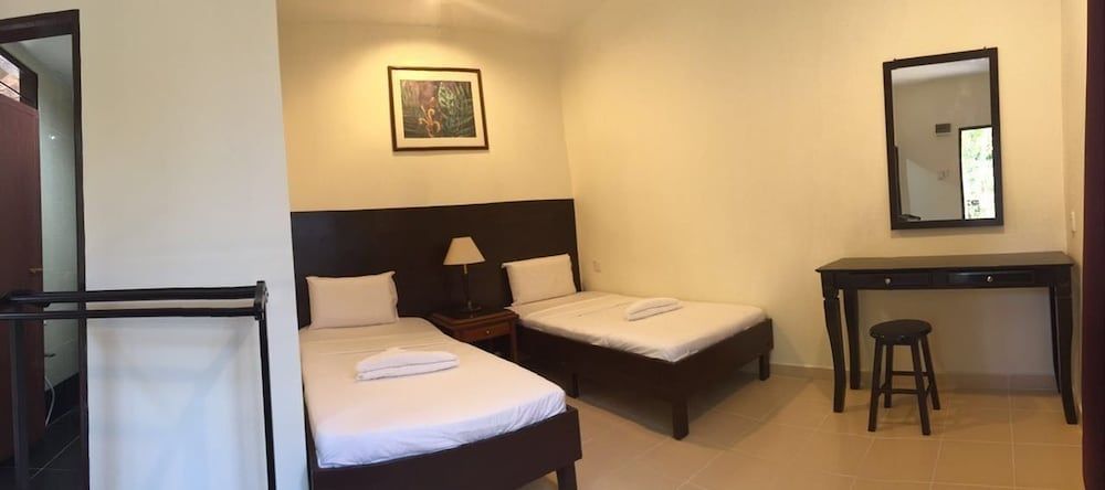 Perhentian Tivoli Inn 2