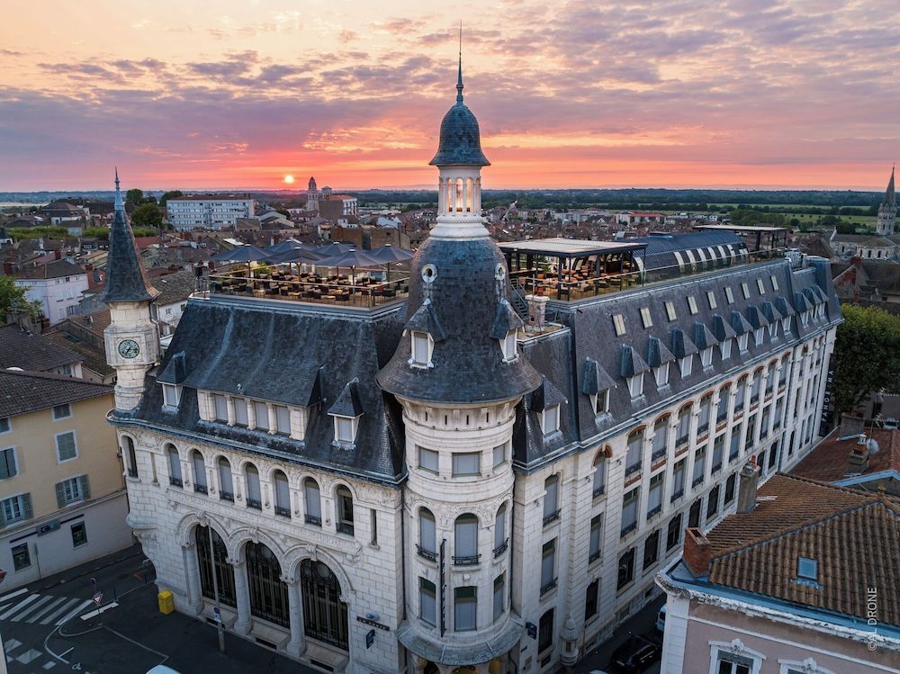 HÔTEL & SPA Panorama 360 1