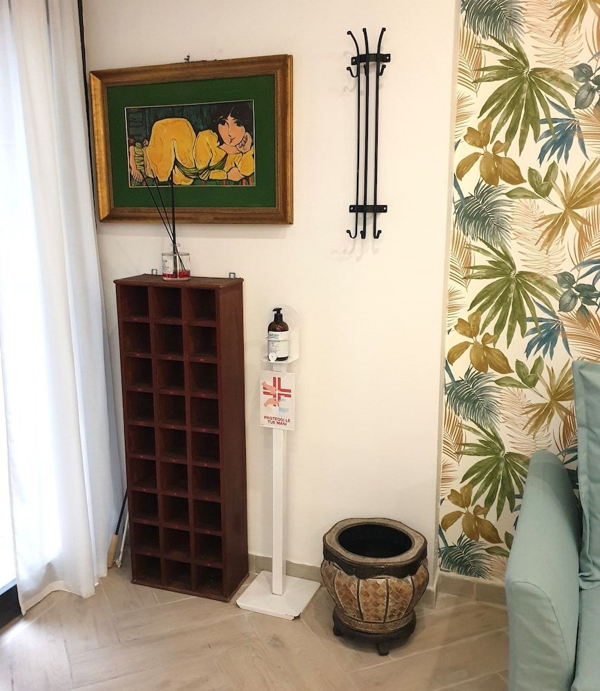 ART FLAT 1