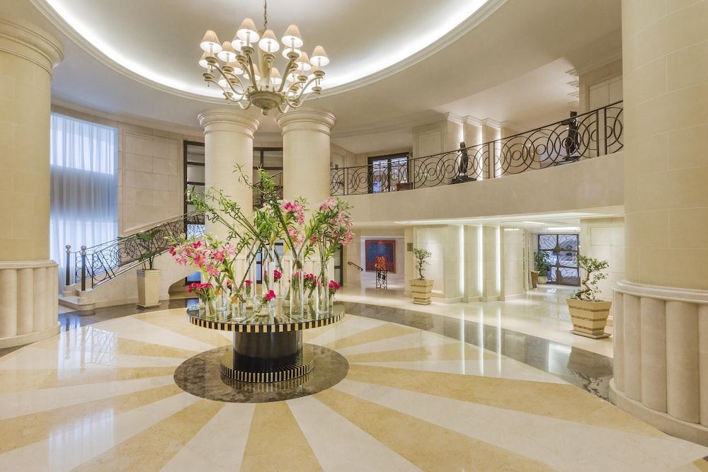 Kempinski Nile Hotel Garden City Cairo 2