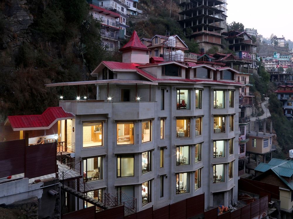 Rock Castle By DLS Hotels 1