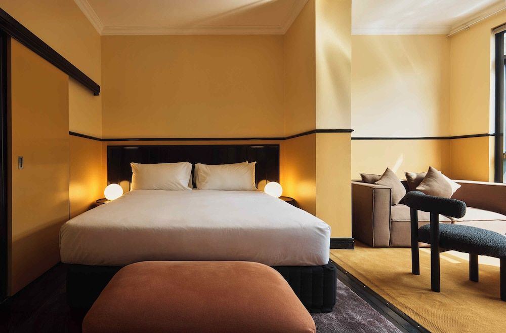 Hotel Diplomat Sydney 1