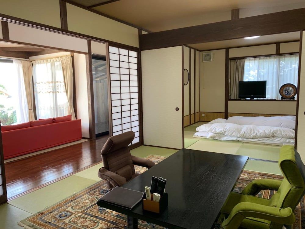 Yufuin-Sanso Waremokou 2