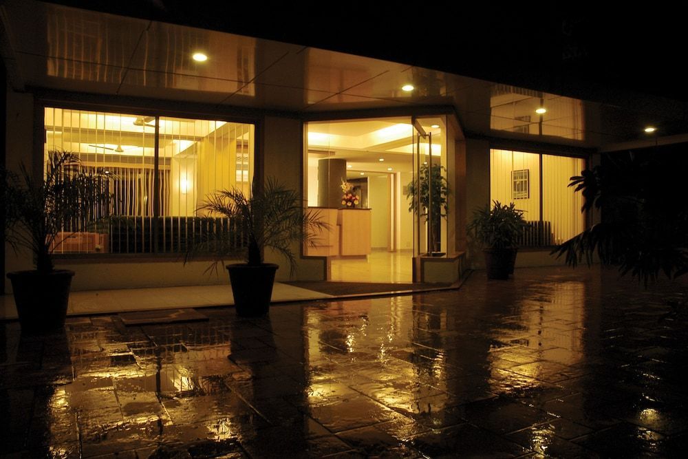 Skylon Hotel 1