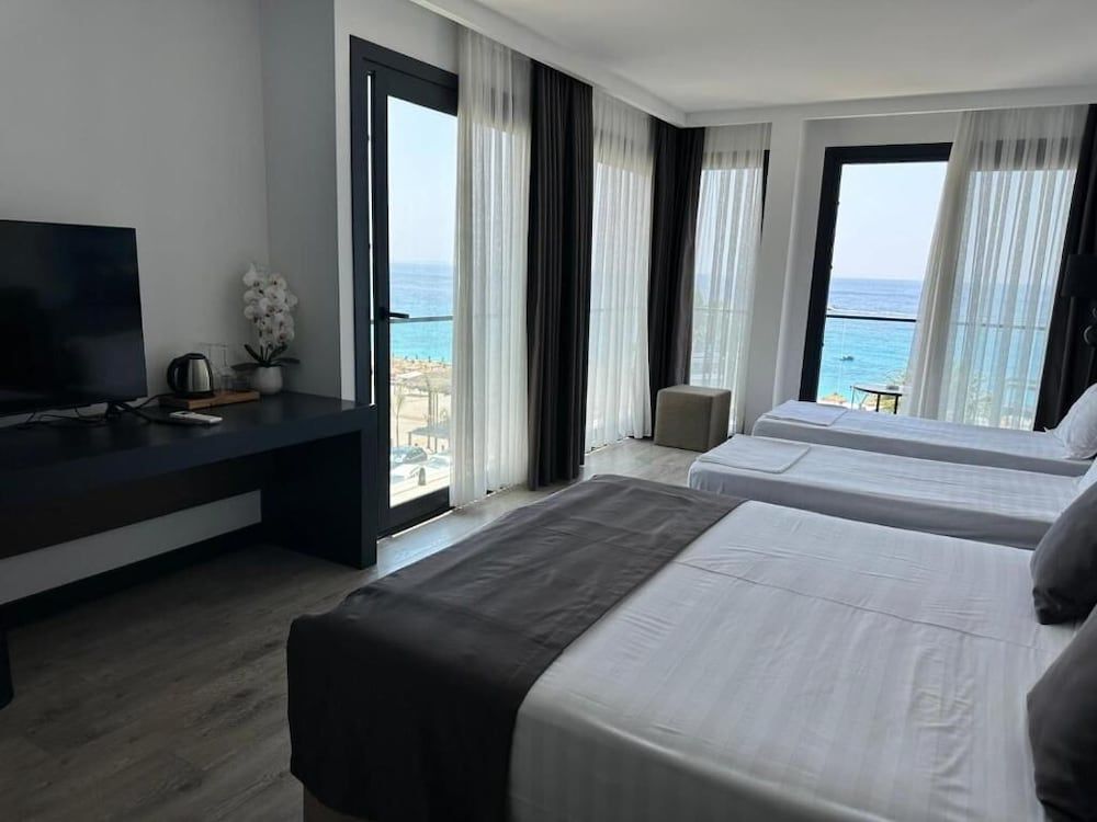 Palladium Hotel- Luxury Leading Hotels 2