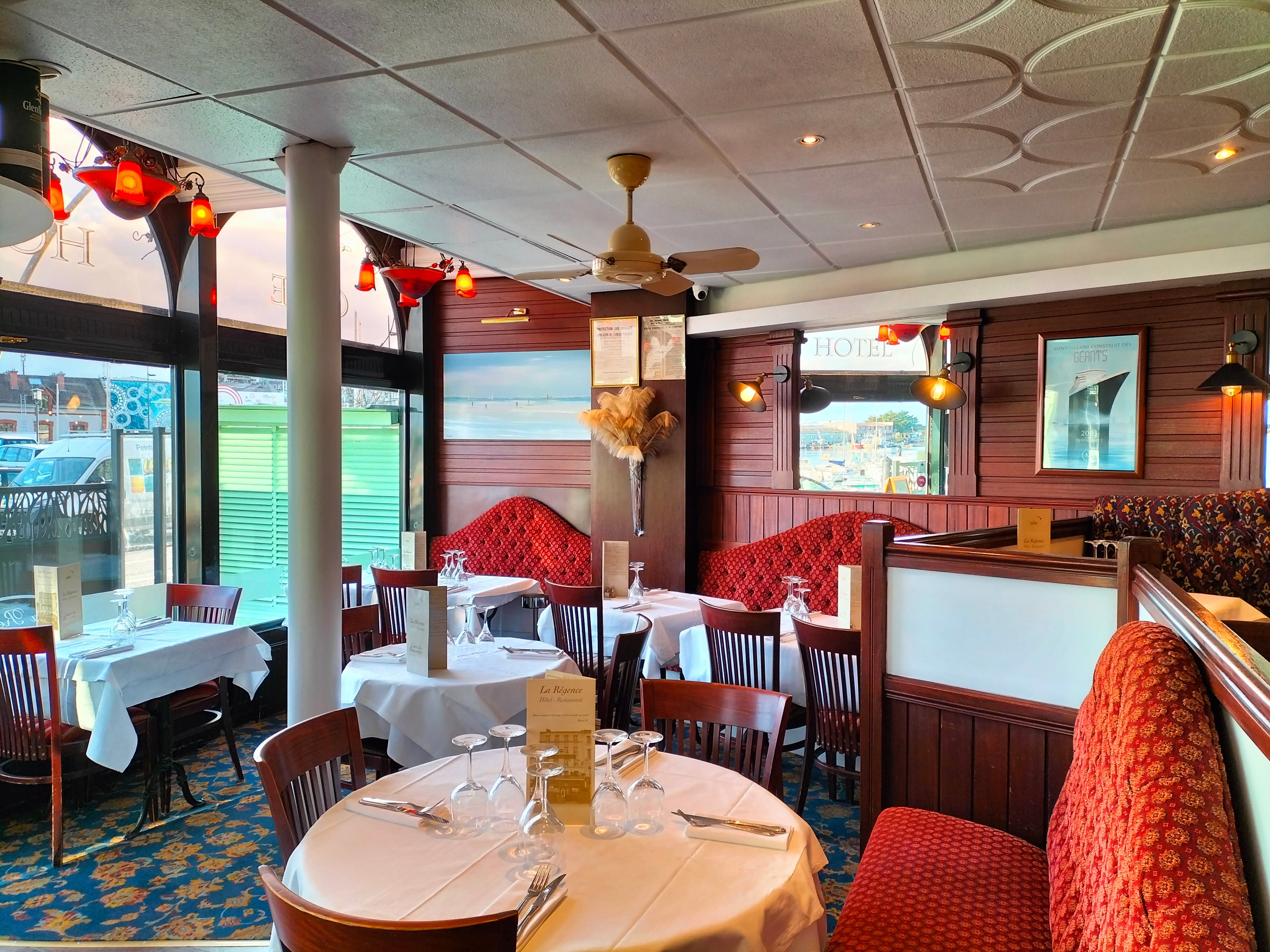 Logis HOTEL RESTAURANT La Régence 1