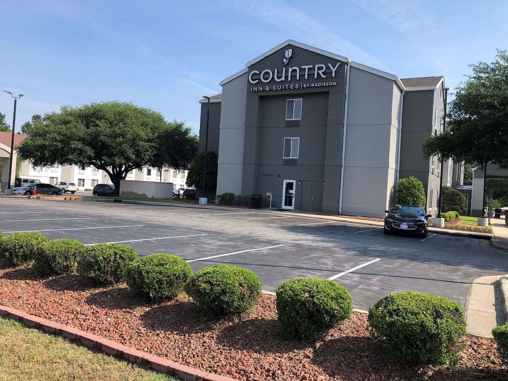 Country Inn & Suites by Radisson, Fayetteville I-95, NC 1
