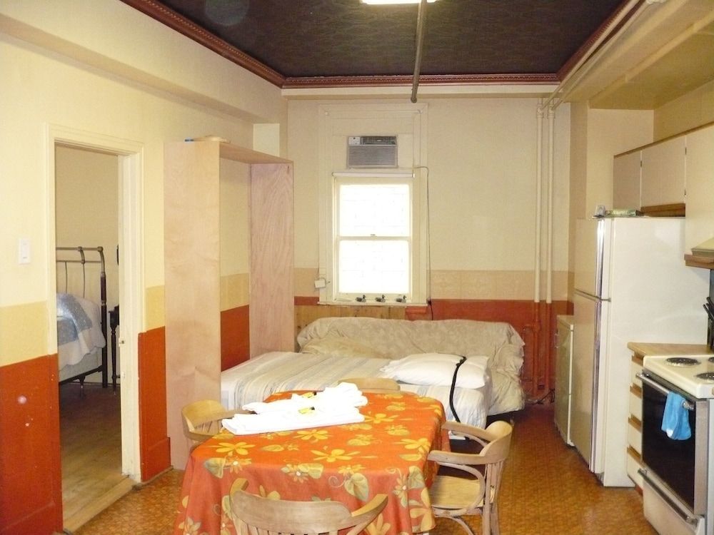 Auberge L'Intendant 2