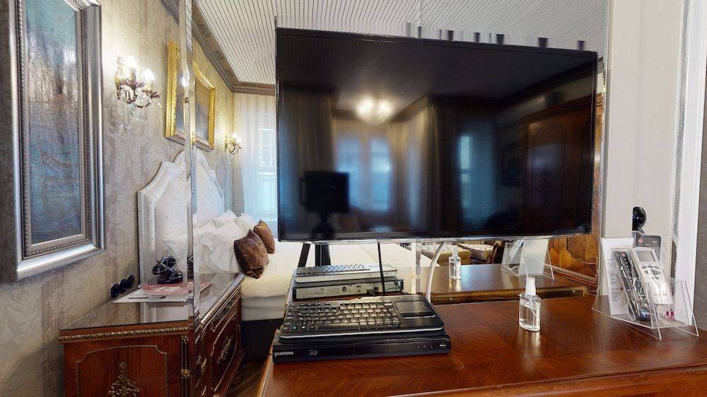Faik Pasha Hotels Special Category Beyoglu Istanbul, Istanbul | Best ...