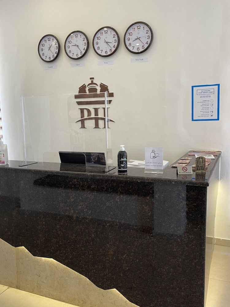 Petra Heart Hotel 2
