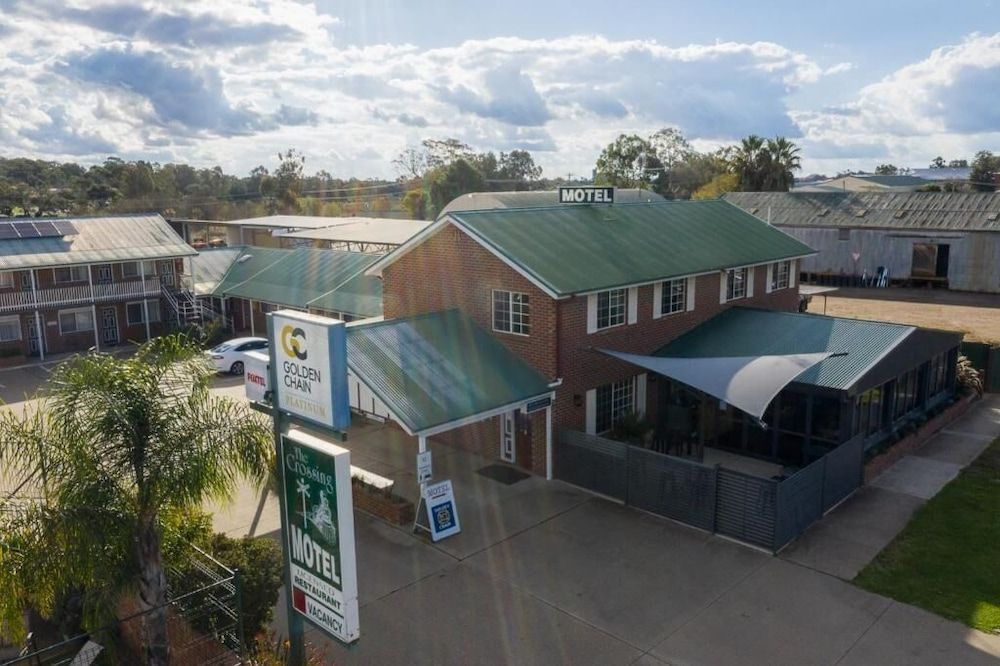 The Crossing Motel 1