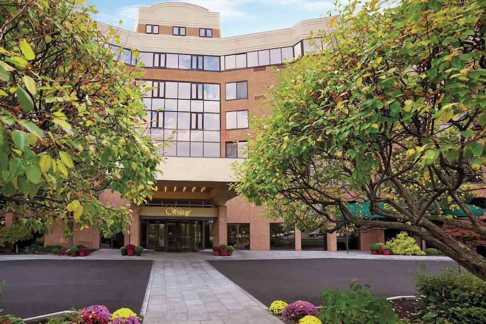 Woodcliff Hotel and Spa 1