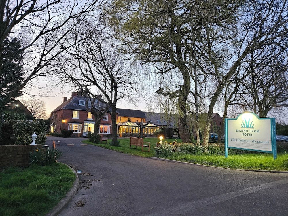 Marsh Farm Hotel 1