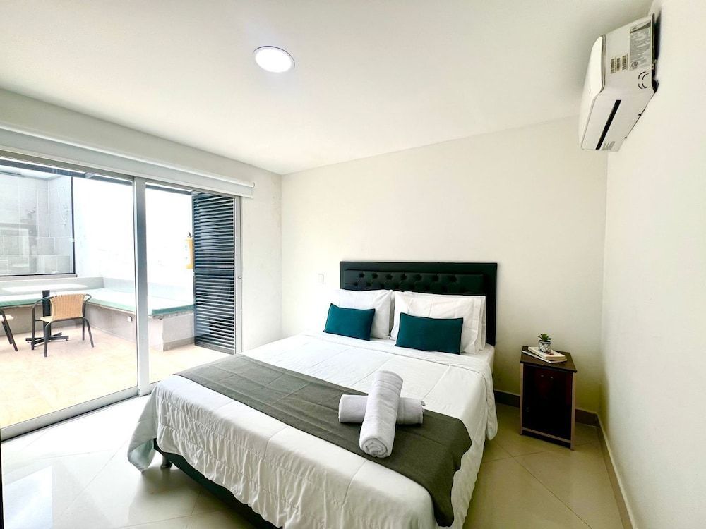 Hotel 79 parque del poblado 2
