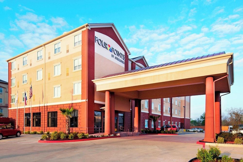 Four Points by Sheraton Houston Hobby Airport 1