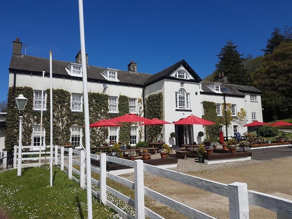 Llwyngwair Manor, Newport, PEMBROKESHIRE 1