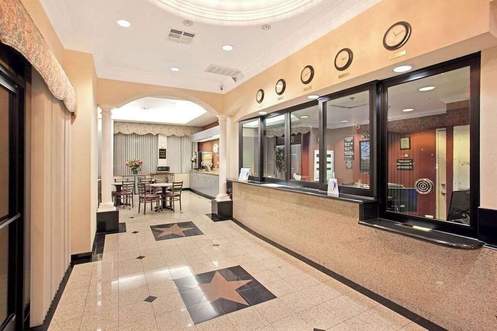 Onyx Hotel Hollywood 1